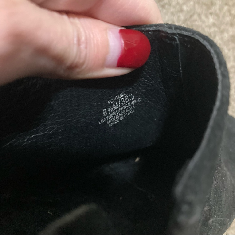 4/$10 - Vince Camuto Heeled Ankle Boots - Picture 8 of 8